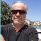 صورة مايكل هيرش